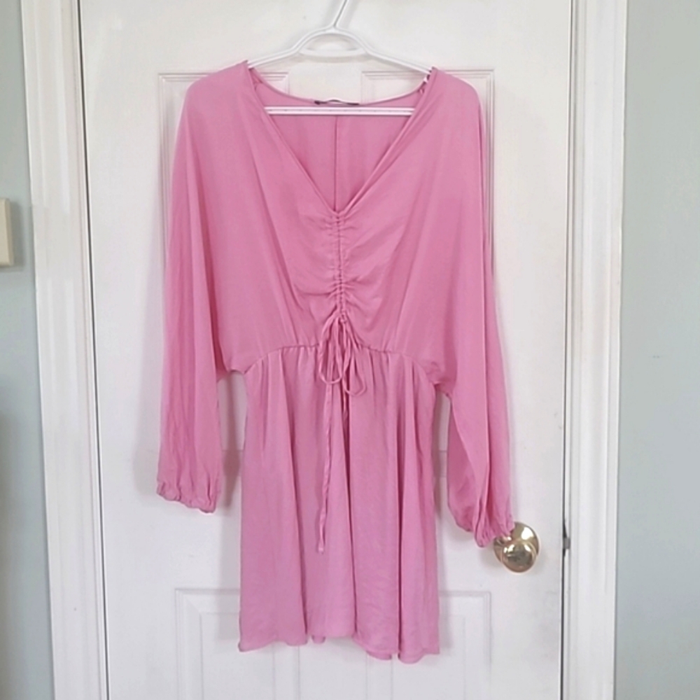 Beautiful Zara ruched pink dress, Excellent Condition 🩷